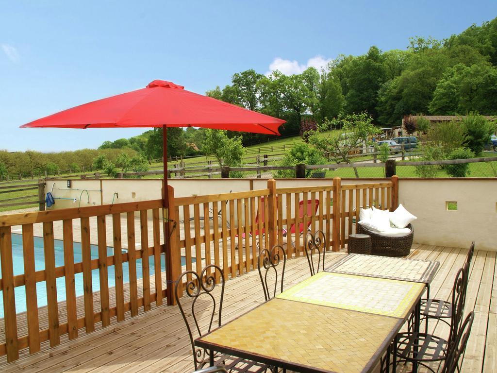 Modern Holiday Home With Private Pool Loubressac Esterno foto